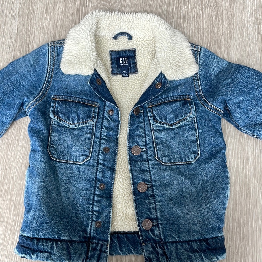 Gap Toddler Sherpa-Lined Denim Jacket 2T